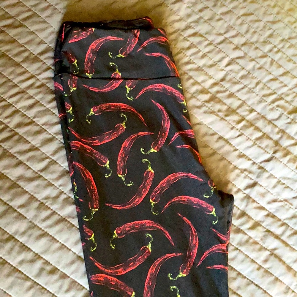 LuLaroe leggings red jalapeño